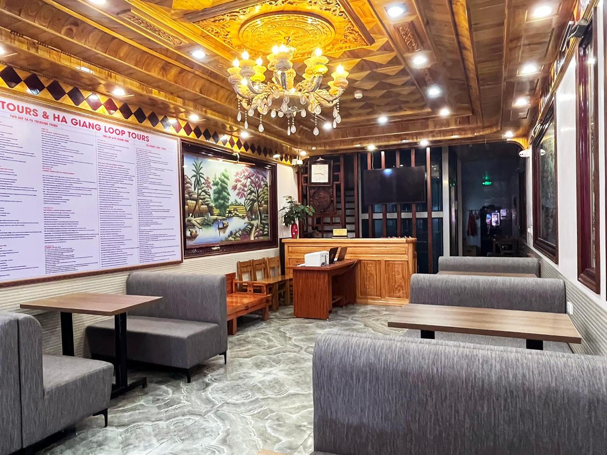 Quoc Tuan Hotel Sapa Екстер'єр фото